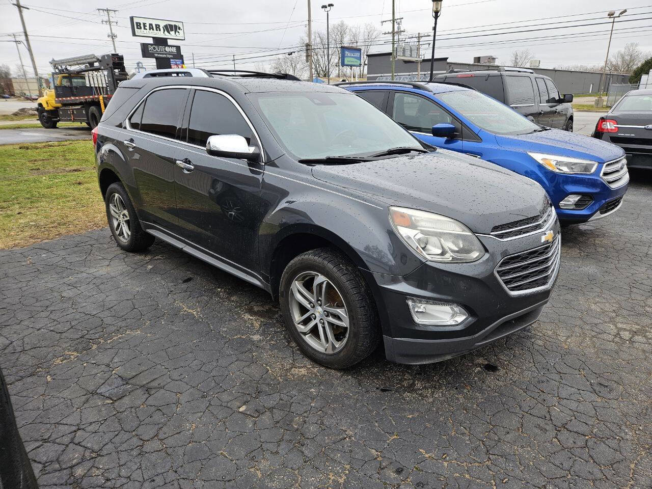 Used 2017 Chevrolet Equinox Premier w/ Enhanced Convenience Package image 1