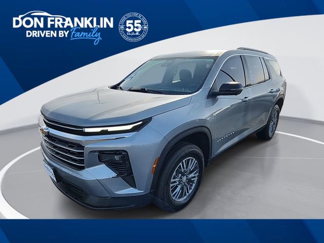 Used 2024 Chevrolet Traverse LT image 1