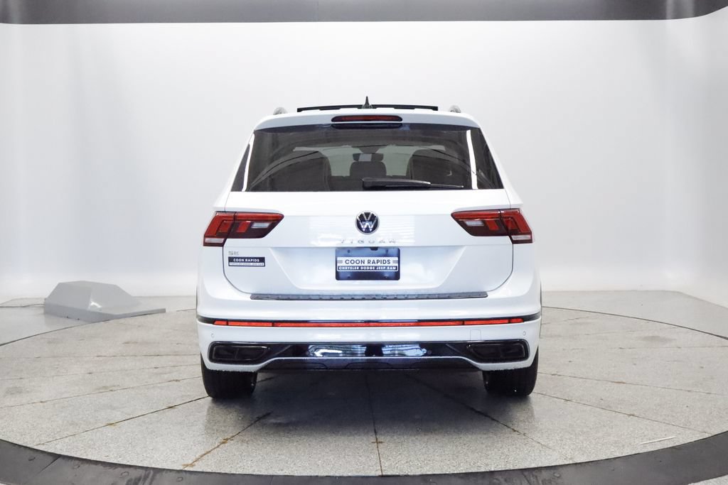 Used 2023 Volkswagen Tiguan SE R-Line FWD image 4