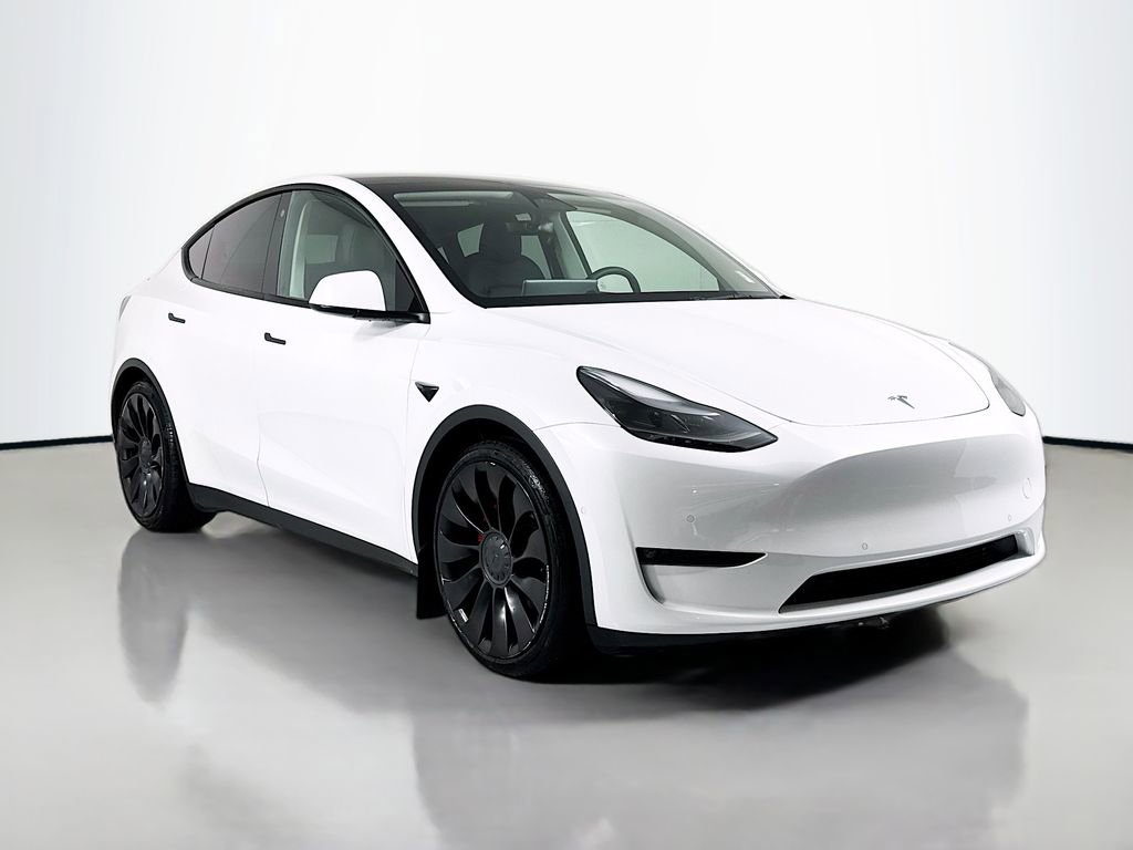 Used 2022 Tesla Model Y Performance image 3