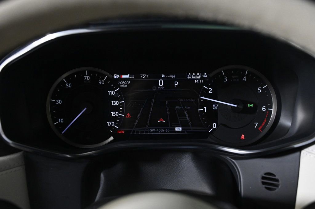 Used 2022 Jaguar F-PACE S image 11