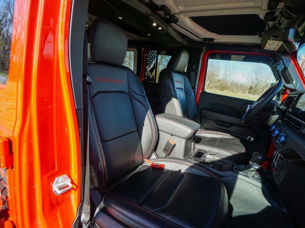 Used 2024 Jeep Wrangler Unlimited Rubicon AWD/4WD image 29