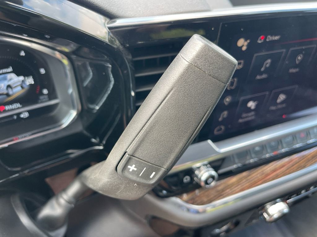 Used 2023 GMC Sierra 1500 Elevation image 16