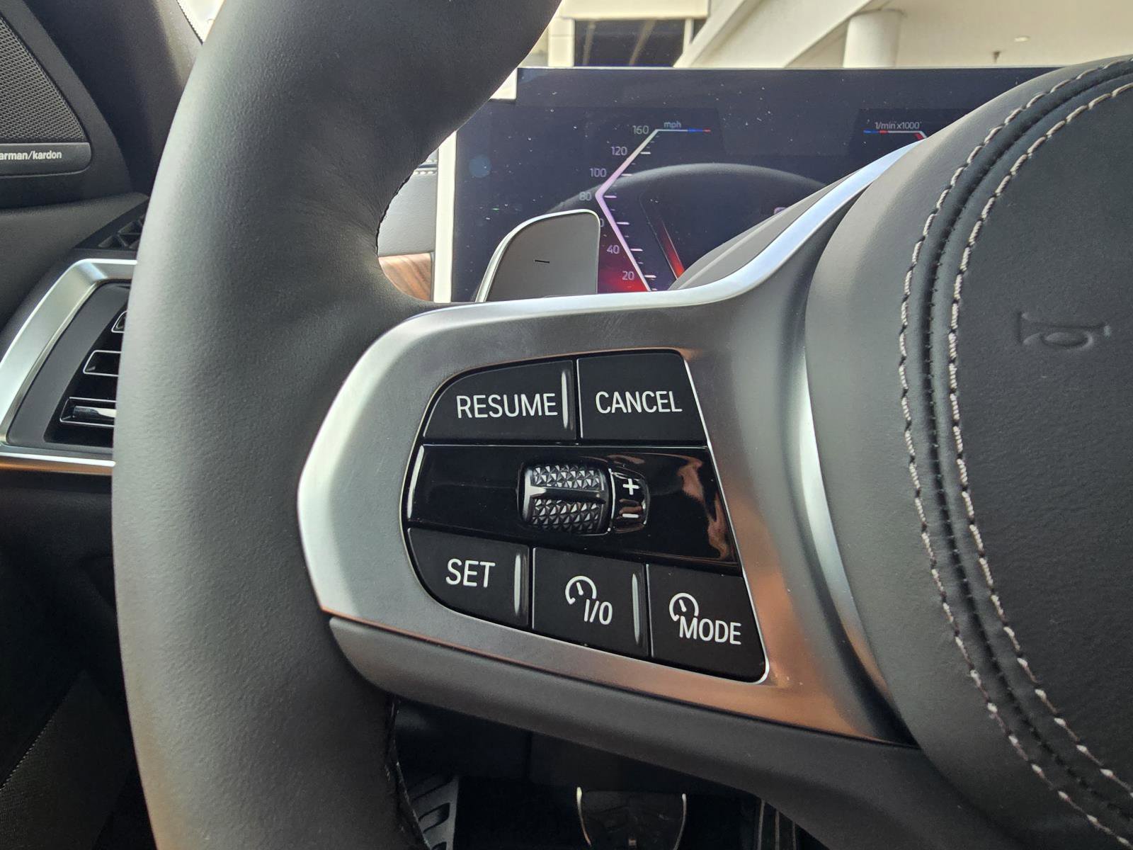 New 2027 BMW X6 xDrive40i w/ Climate Comfort Package AWD/4WD image 25