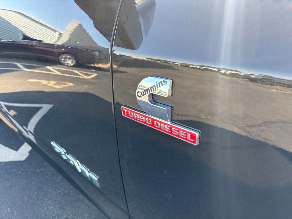 Used 2026 RAM 2500 Laramie AWD/4WD image 4