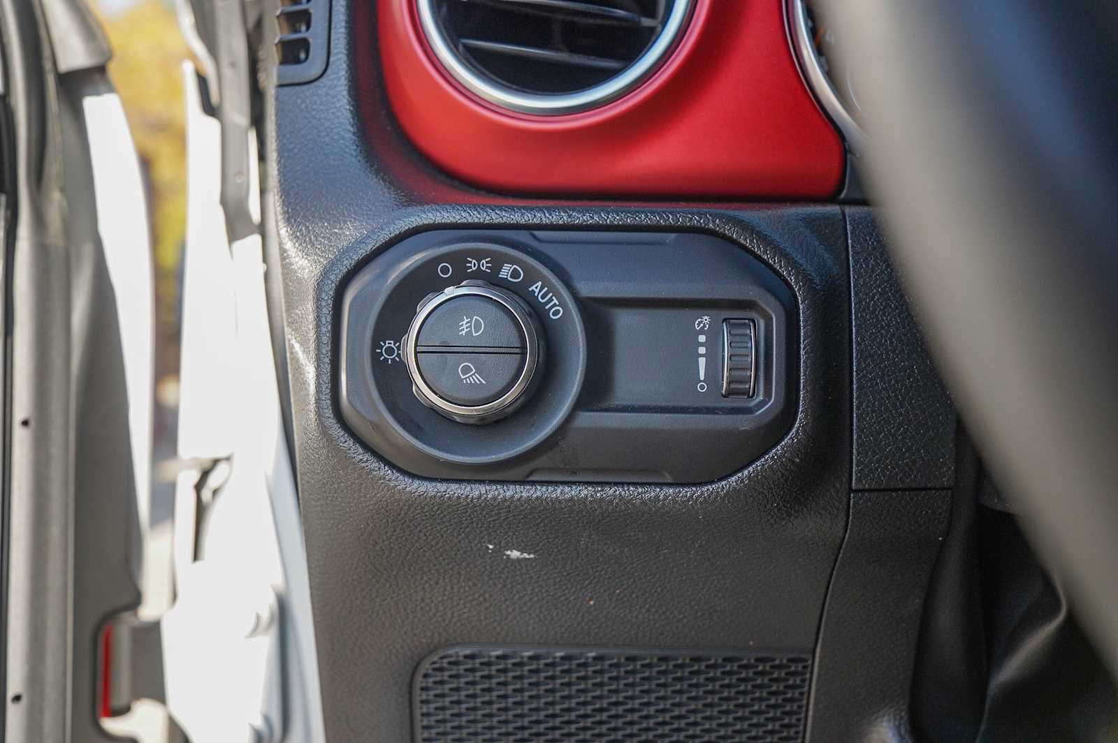 Used 2023 Jeep Gladiator Rubicon w/ LED Lighting Group image 23