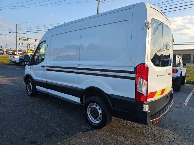 Used 2016 Ford Transit 250 130 Medium Roof RWD image 7