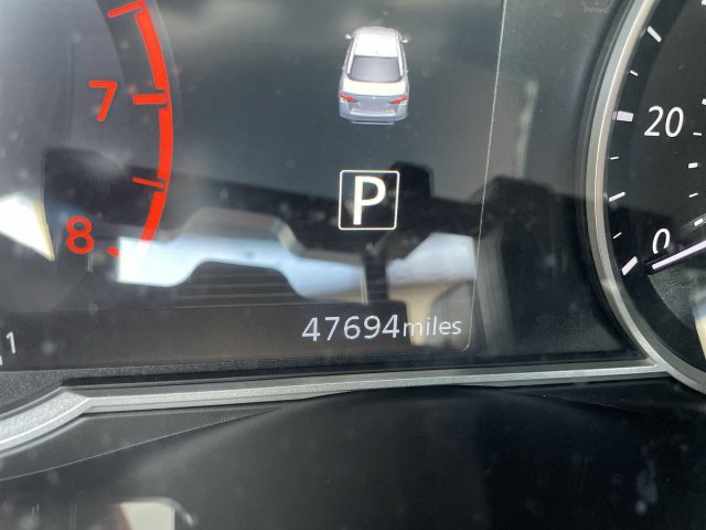 Used 2025 Nissan Versa SR w/ Trunk Package FWD image 12