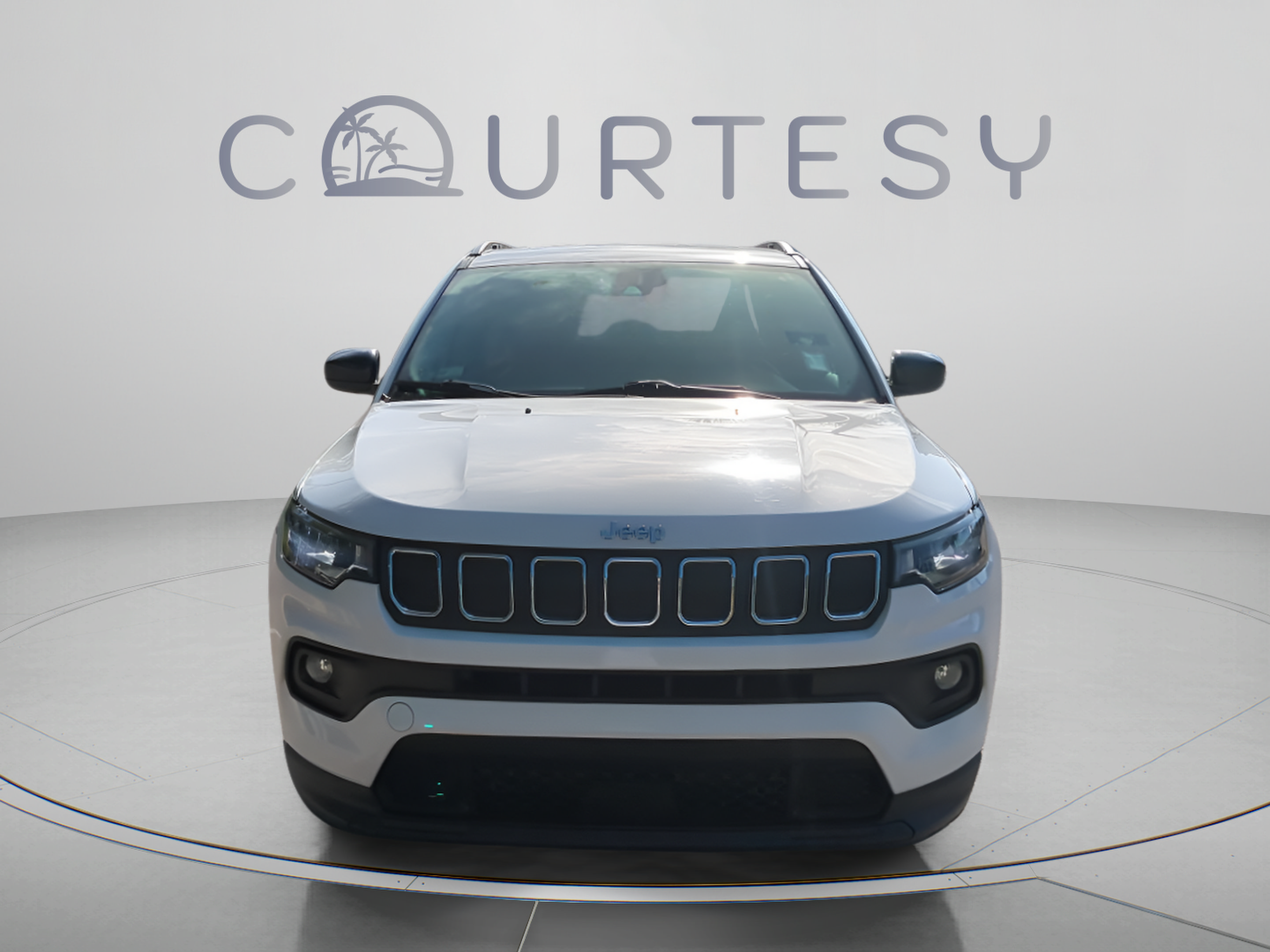 Used 2022 Jeep Compass Latitude FWD image 10