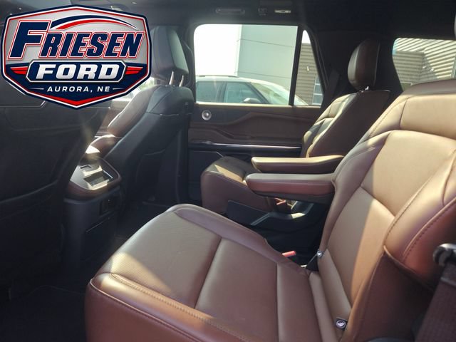 Used 2025 Lincoln Navigator Reserve AWD/4WD image 23