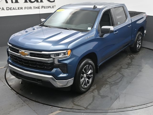Used 2024 Chevrolet Silverado 1500 LT AWD/4WD image 49