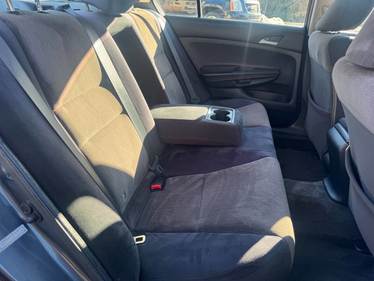 Used 2010 Honda Accord LX image 18