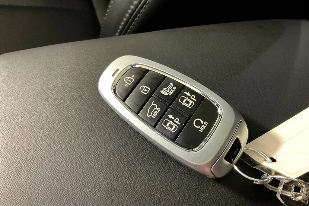 Used 2022 Hyundai Santa Fe Calligraphy image 14