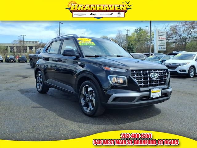 Used 2023 Hyundai Venue SEL image 1