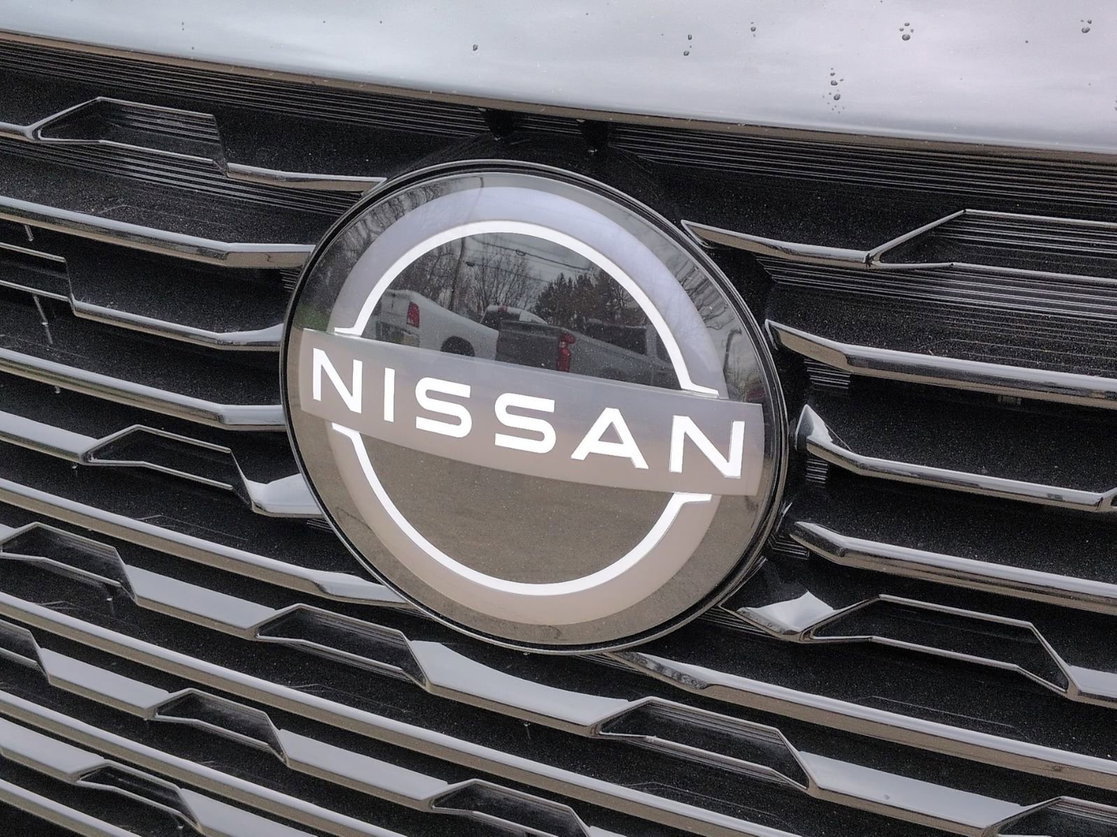 Certified 2025 Nissan Sentra SV image 34