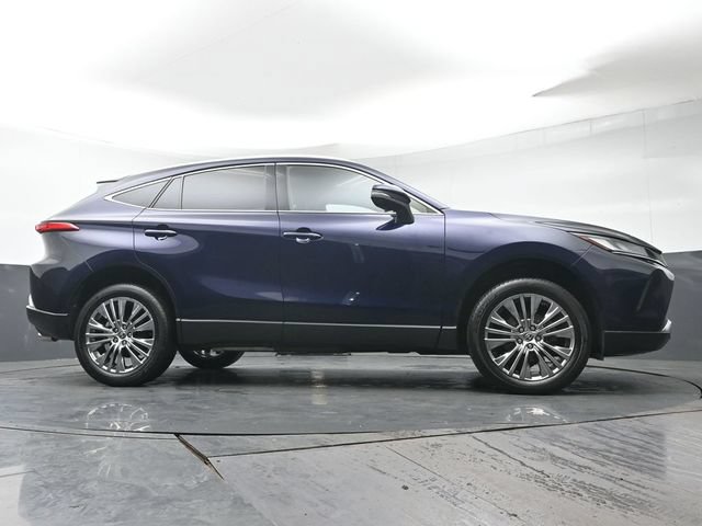 Certified 2024 Toyota Venza XLE AWD/4WD image 37