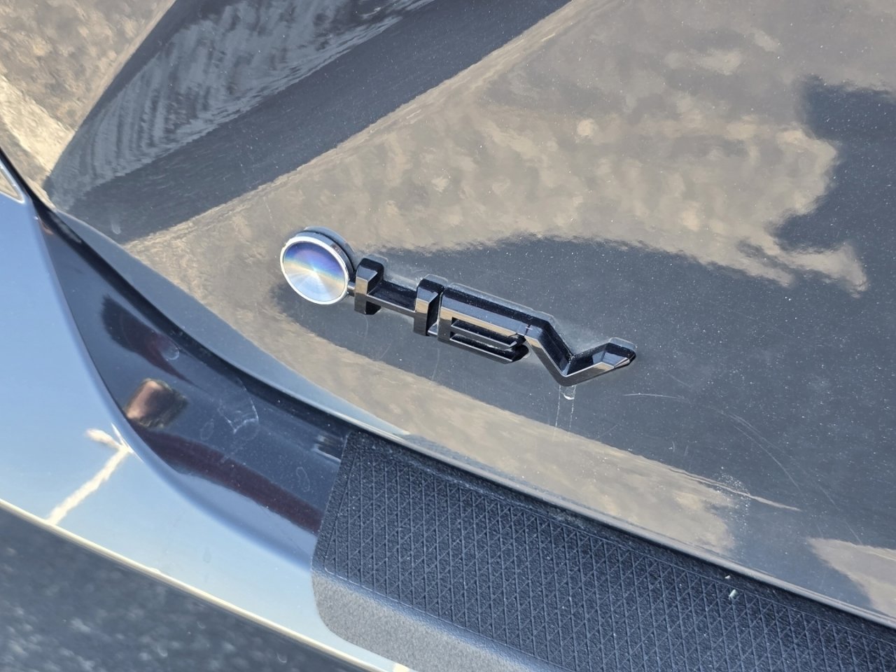 Used 2025 Toyota Camry SE w/ Convenience Package image 9