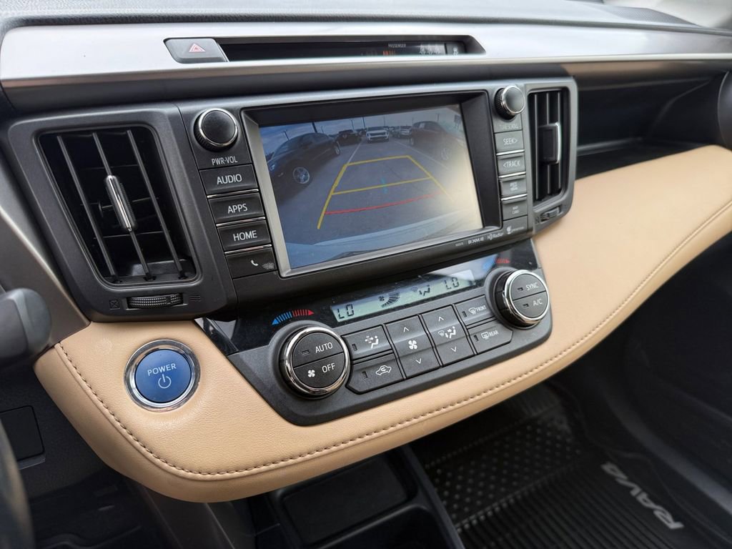 Used 2017 Toyota RAV4 Limited image 19