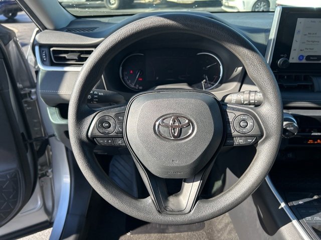 Used 2024 Toyota RAV4 XLE image 19