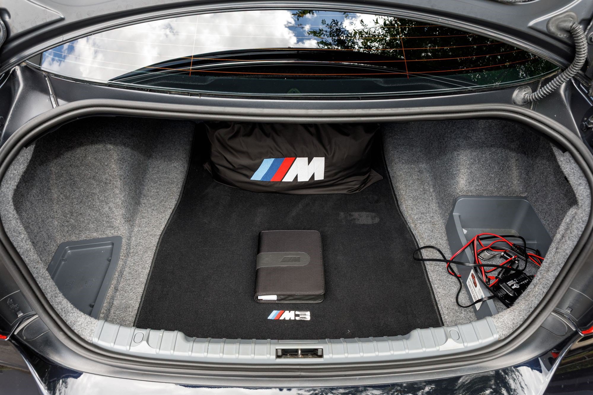 Used 2011 BMW M3 Sedan RWD image 24