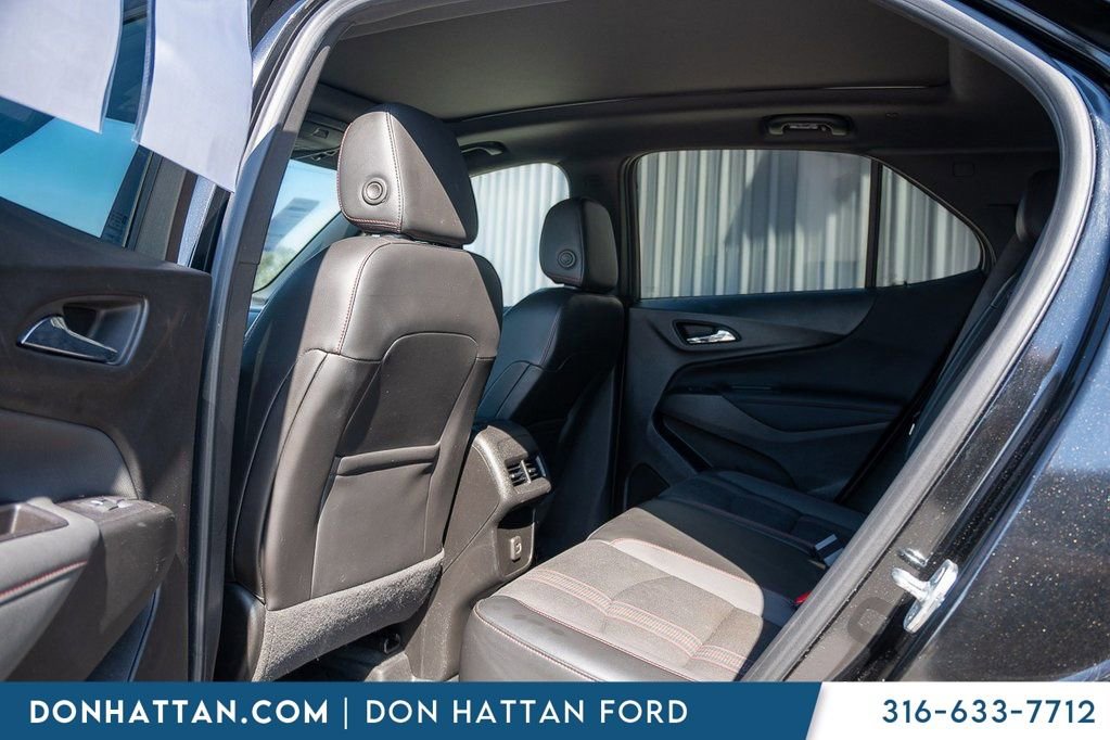 Used 2022 Chevrolet Equinox RS w/ LPO, Floor Liner Package image 19