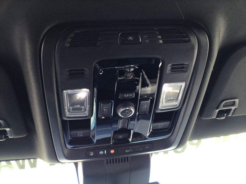 New 2026 GMC Yukon AT4 Ultimate w/ LPO, Illumination Package image 18