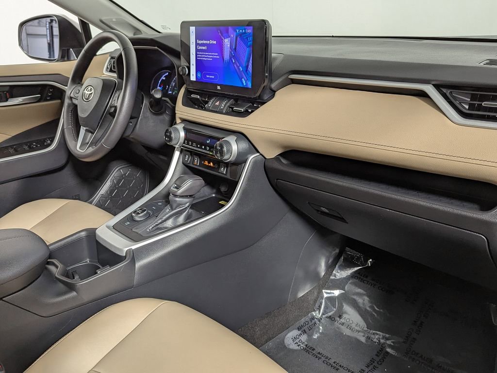 Used 2023 Toyota RAV4 XLE Premium image 42