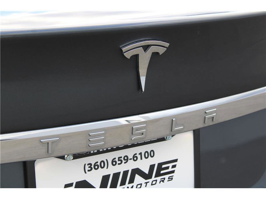 Used 2015 Tesla Model S 85D image 30