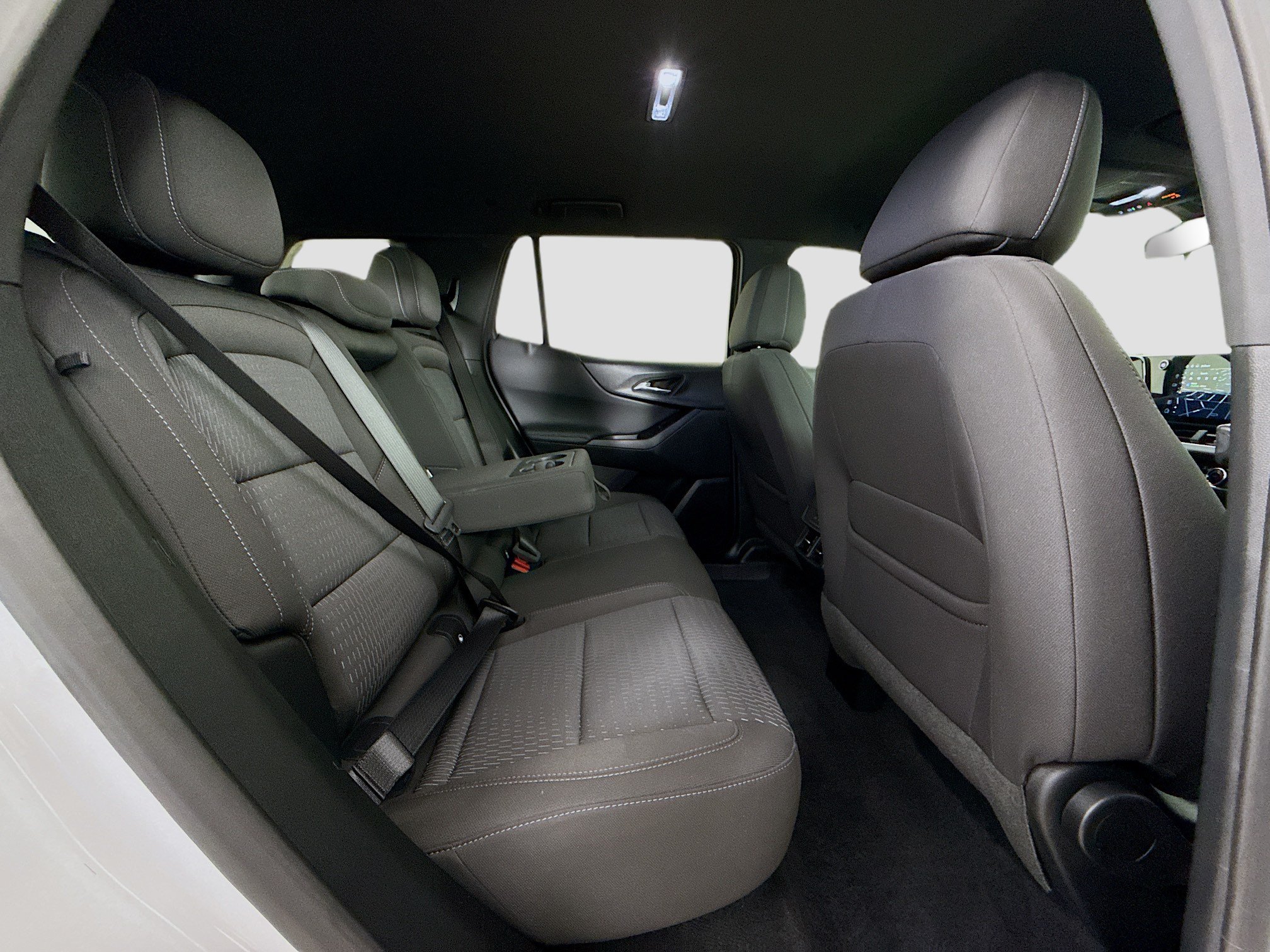 Used 2025 Chevrolet Equinox LT FWD image 30