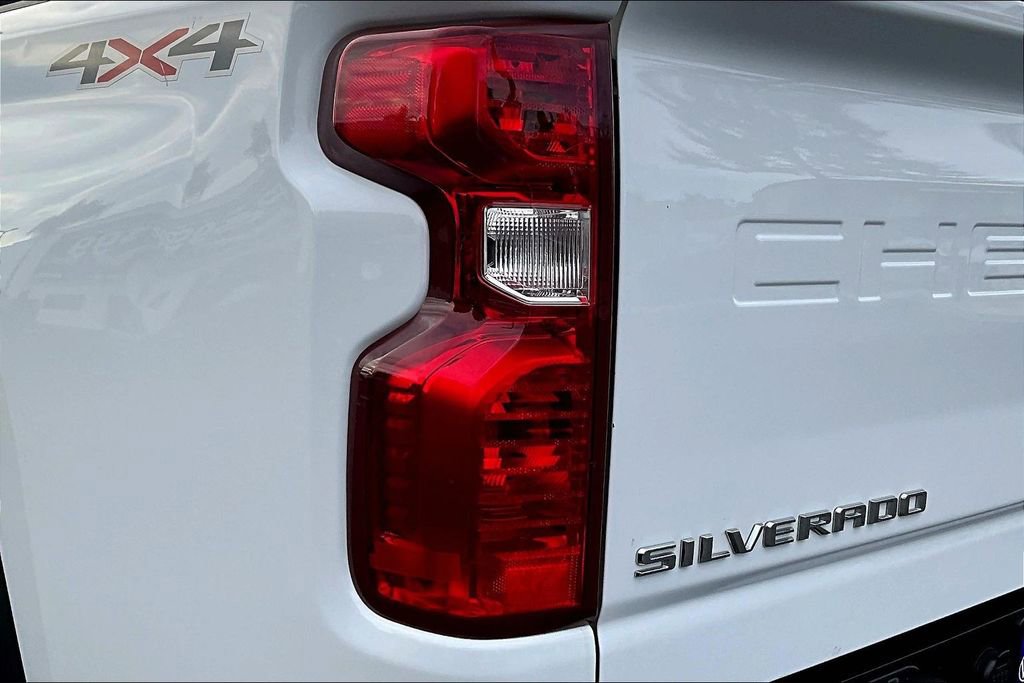 Used 2022 Chevrolet Silverado 2500 LT image 24