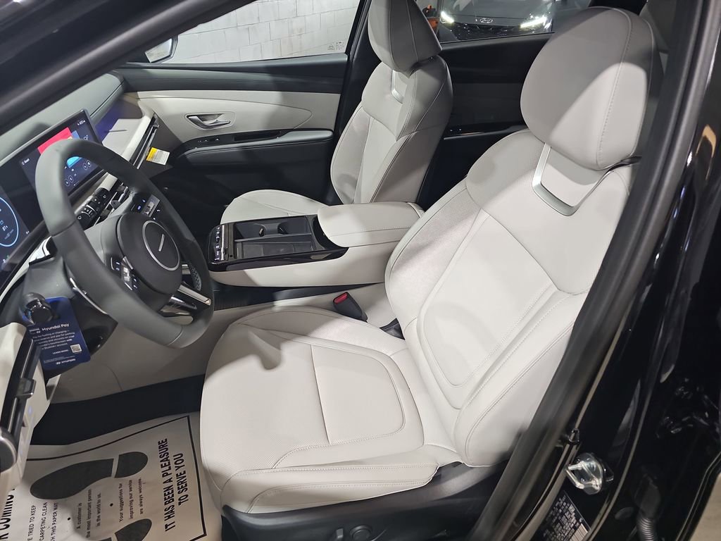 New 2026 Hyundai Tucson Limited image 16