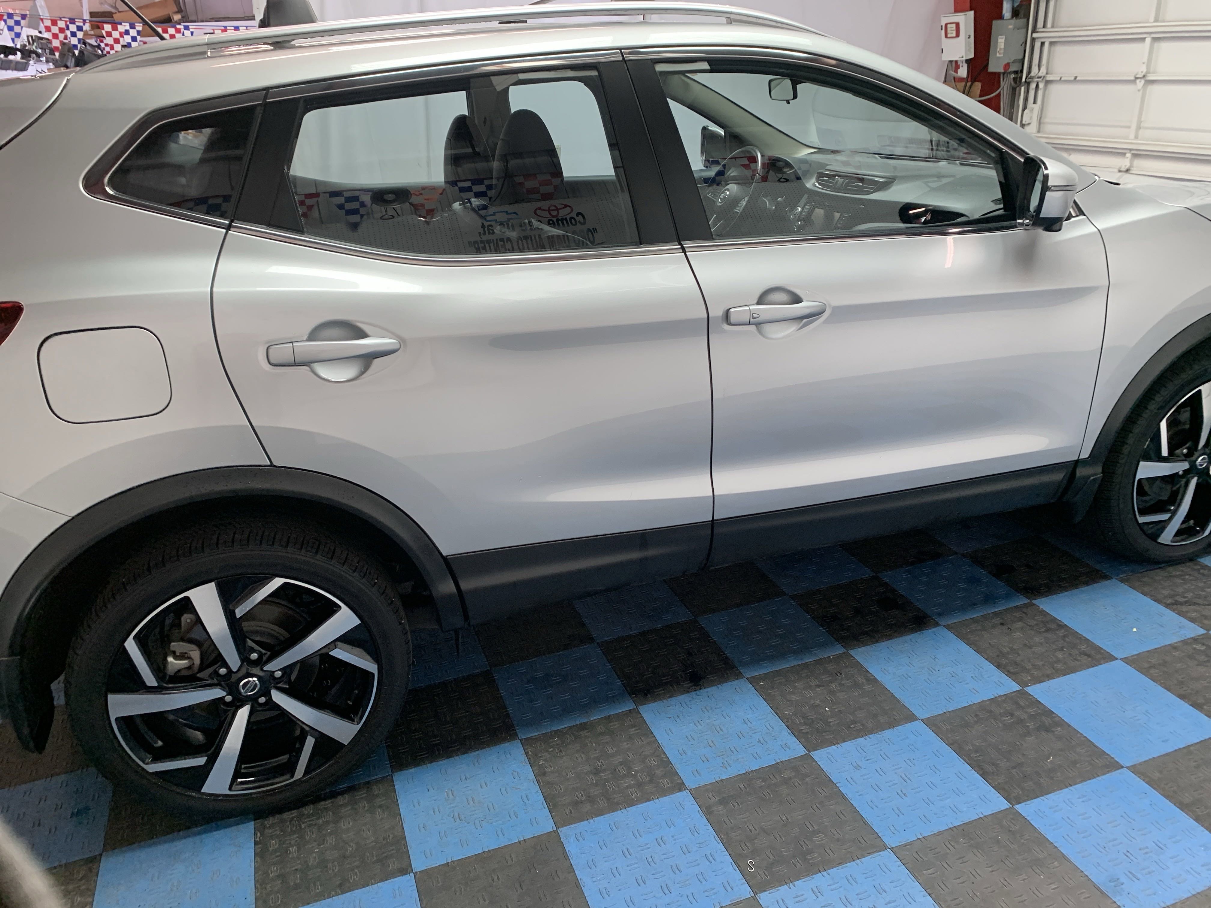 Used 2022 Nissan Rogue Sport SL image 6