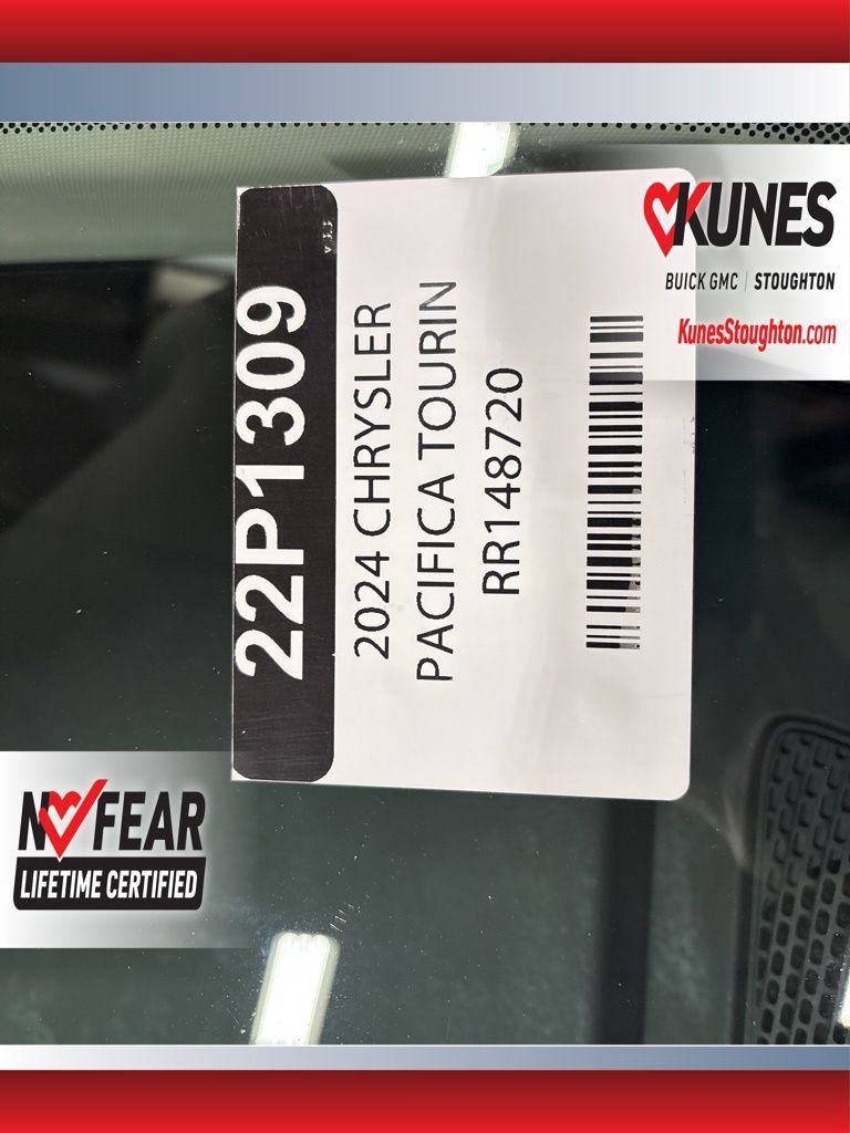 Used 2024 Chrysler Pacifica Touring-L FWD image 33