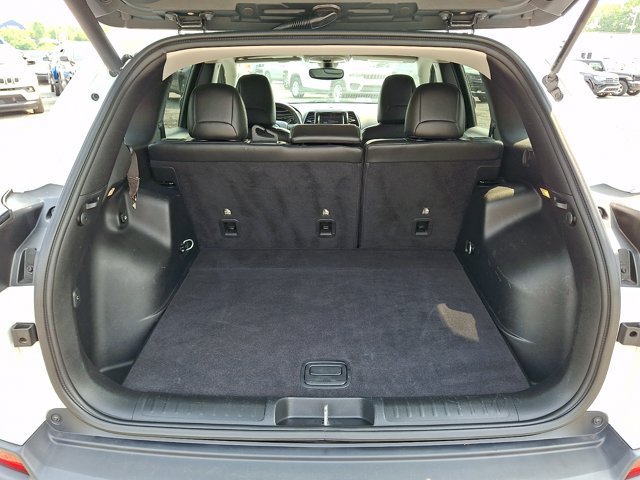 Certified 2019 Jeep Cherokee Limited AWD/4WD image 33