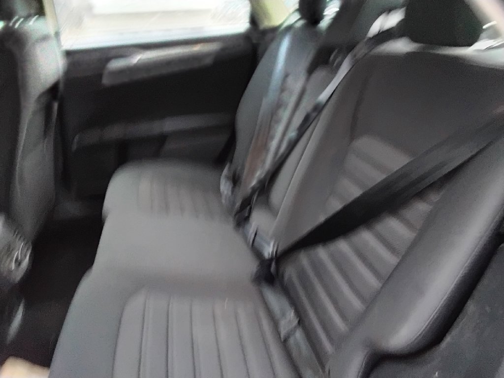 Used 2019 Ford Fusion SE FWD image 9