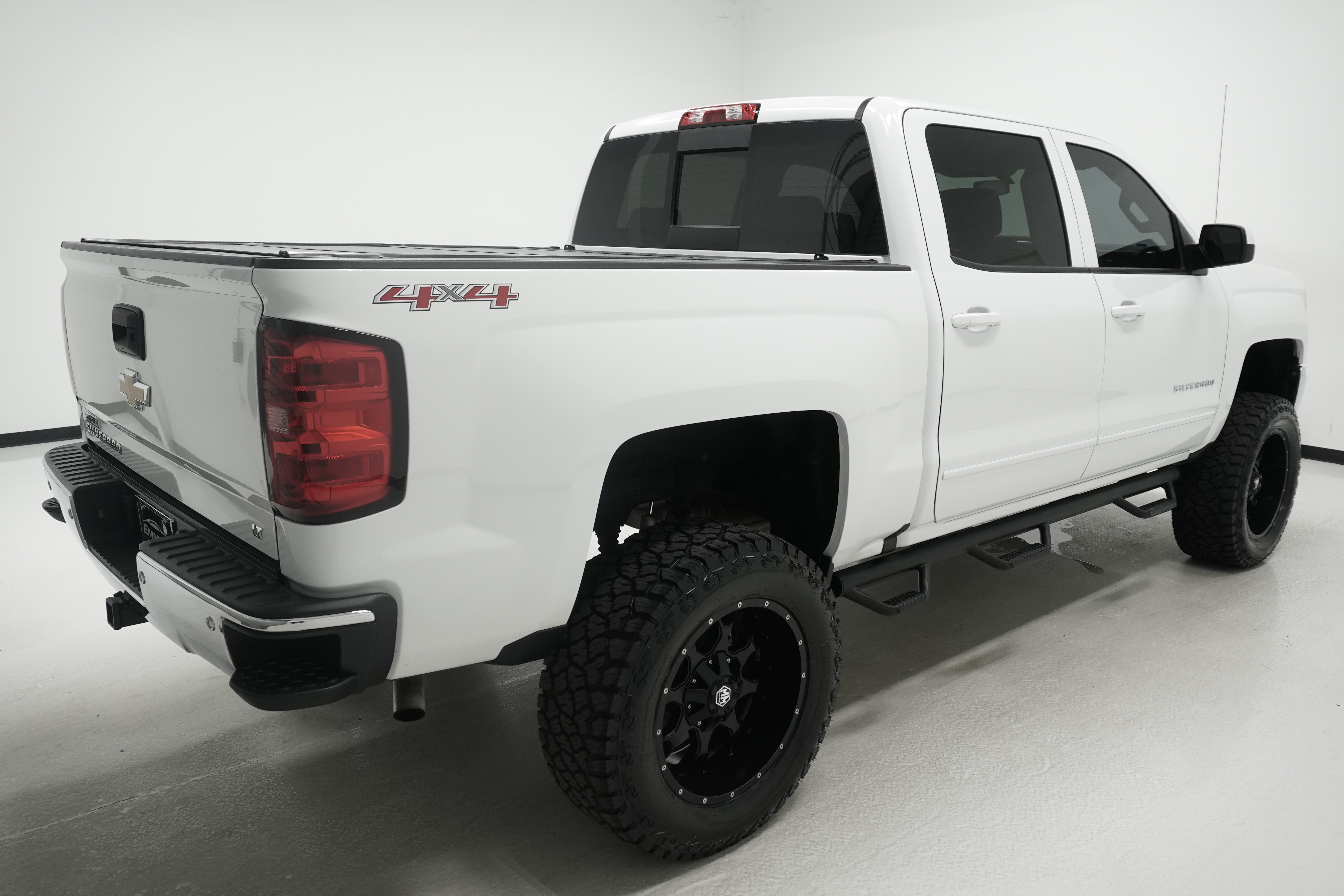 Used 2016 Chevrolet Silverado 1500 LT w/ All Star Edition AWD/4WD image 4