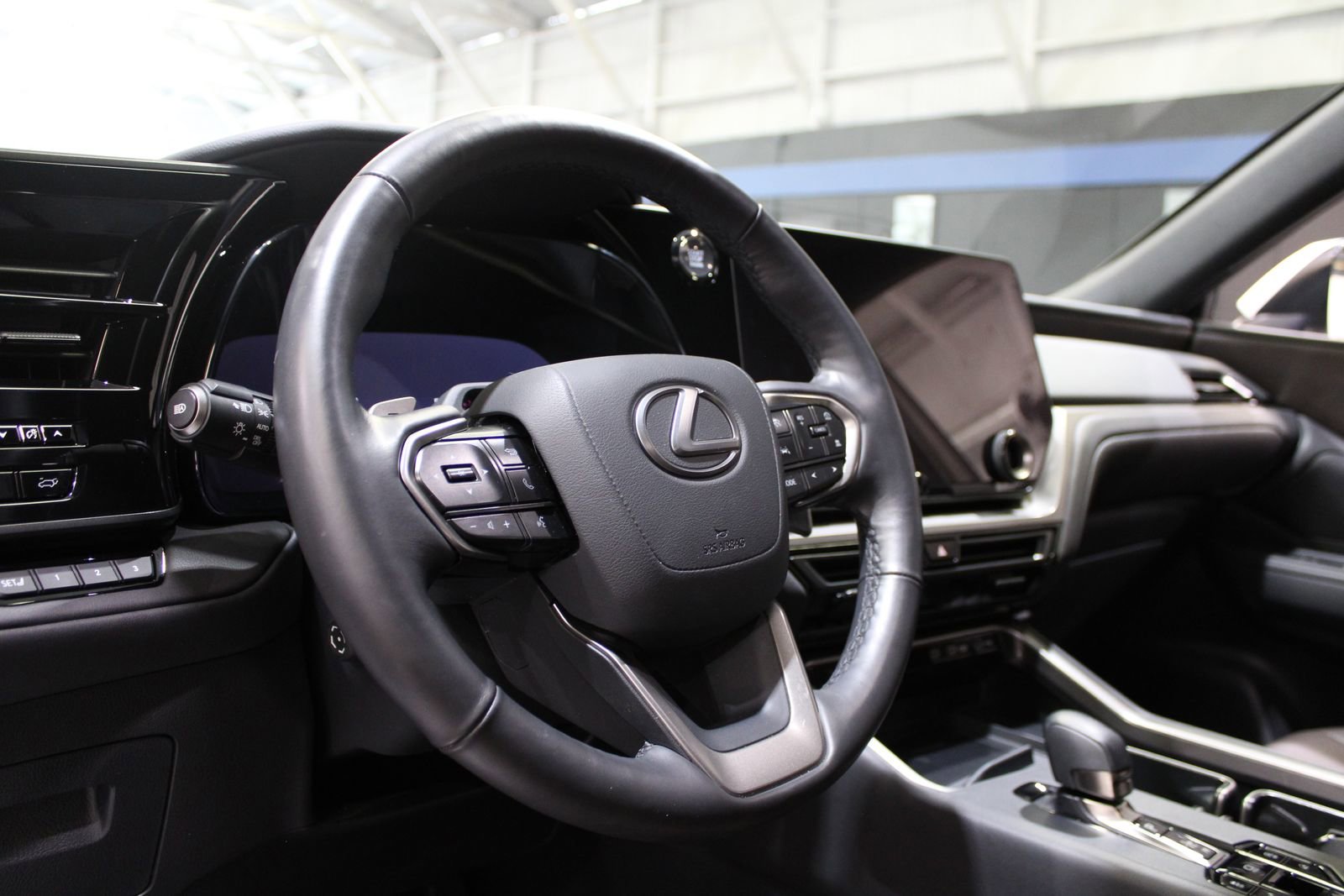 Used 2024 Lexus TX 350 AWD w/ Captains Chair Package image 23