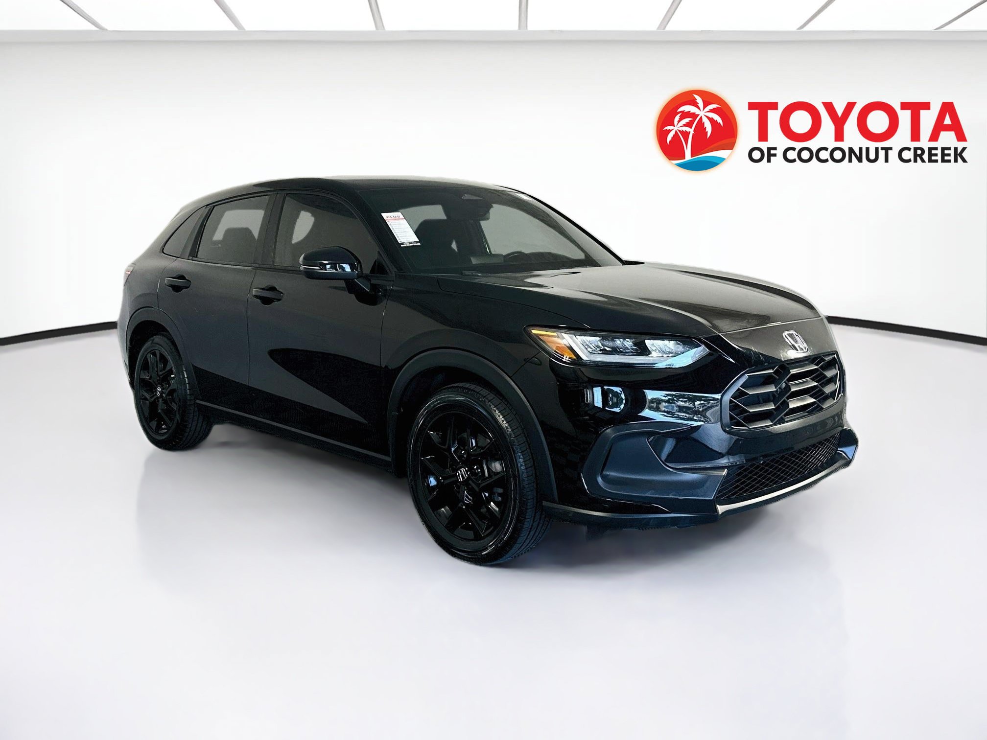 Used 2024 Honda HR-V Sport image 1