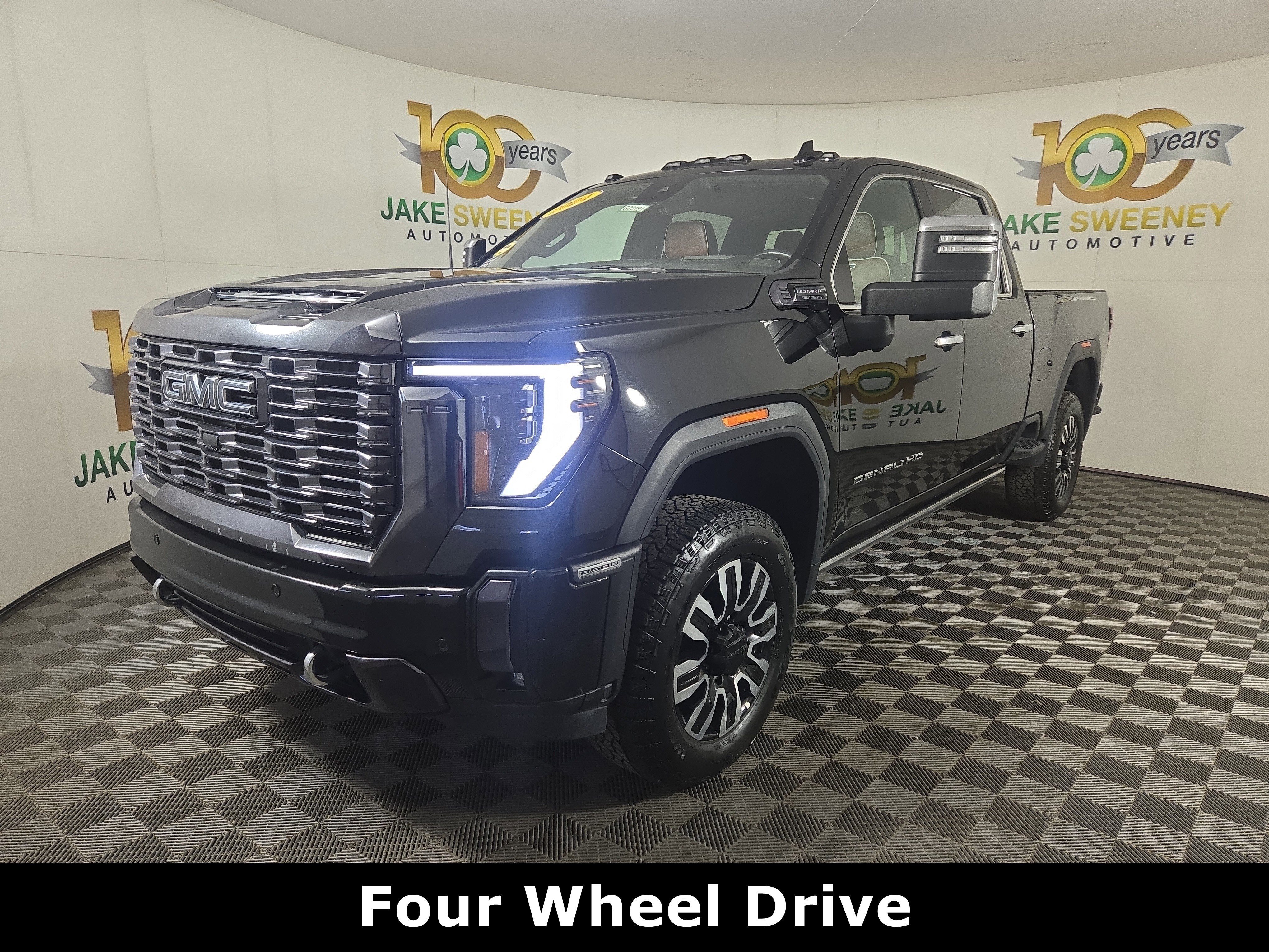 Certified 2024 GMC Sierra 2500 Denali Ultimate AWD/4WD image 3