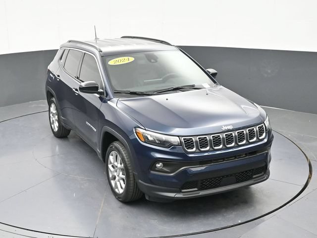 Used 2024 Jeep Compass Latitude AWD/4WD image 62