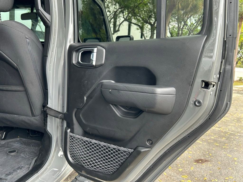 Certified 2023 Jeep Wrangler Unlimited Sport AWD/4WD image 38
