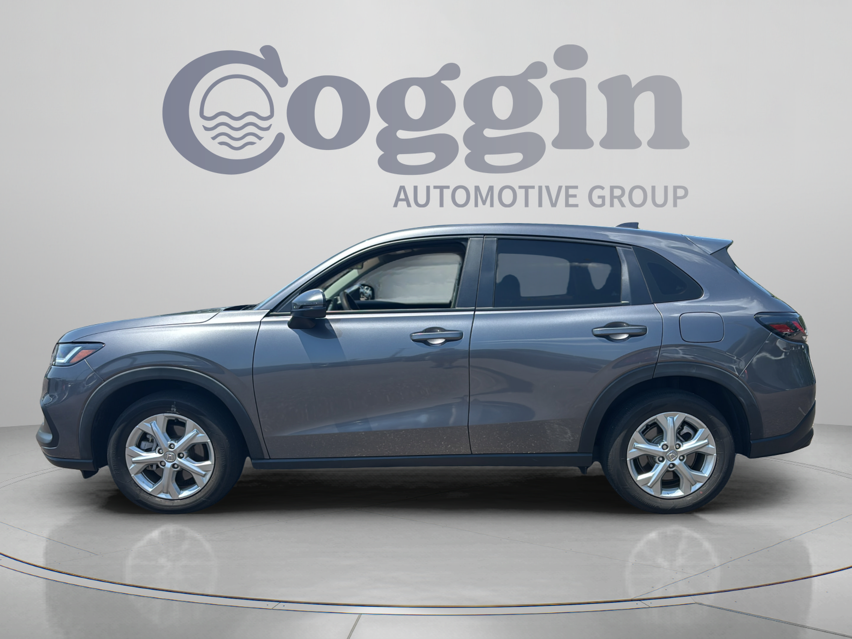 Certified 2024 Honda HR-V LX image 2