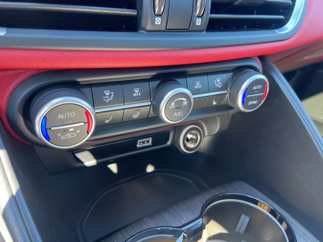 Used 2020 Alfa Romeo Giulia Ti w/ Nero Edizione image 14