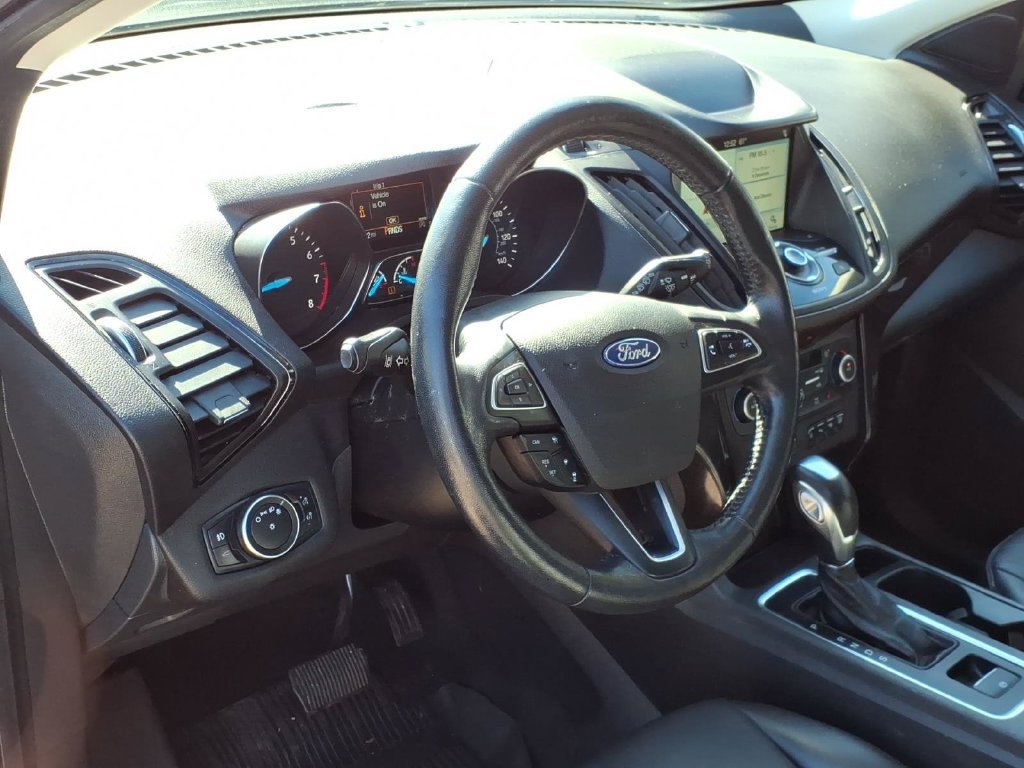 Used 2019 Ford Escape Titanium AWD/4WD image 18