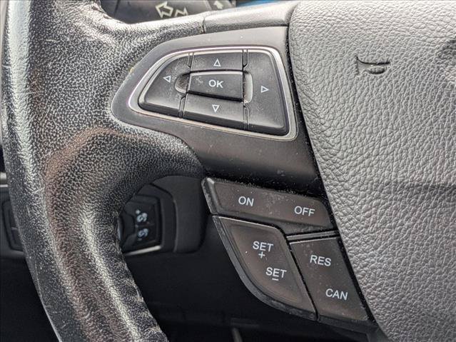 Used 2015 Ford Focus SE w/ Equipment Group 201A FWD image 11