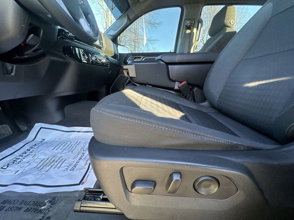 Used 2023 GMC Sierra 1500 Elevation image 12