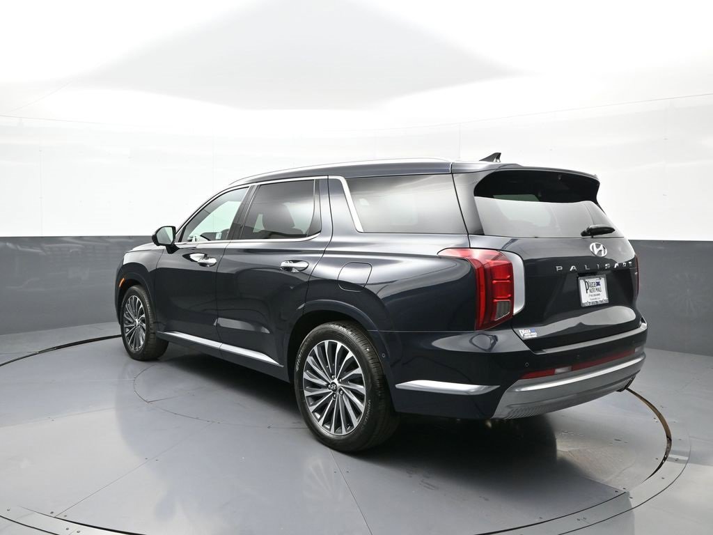 Used 2024 Hyundai Palisade Calligraphy image 8