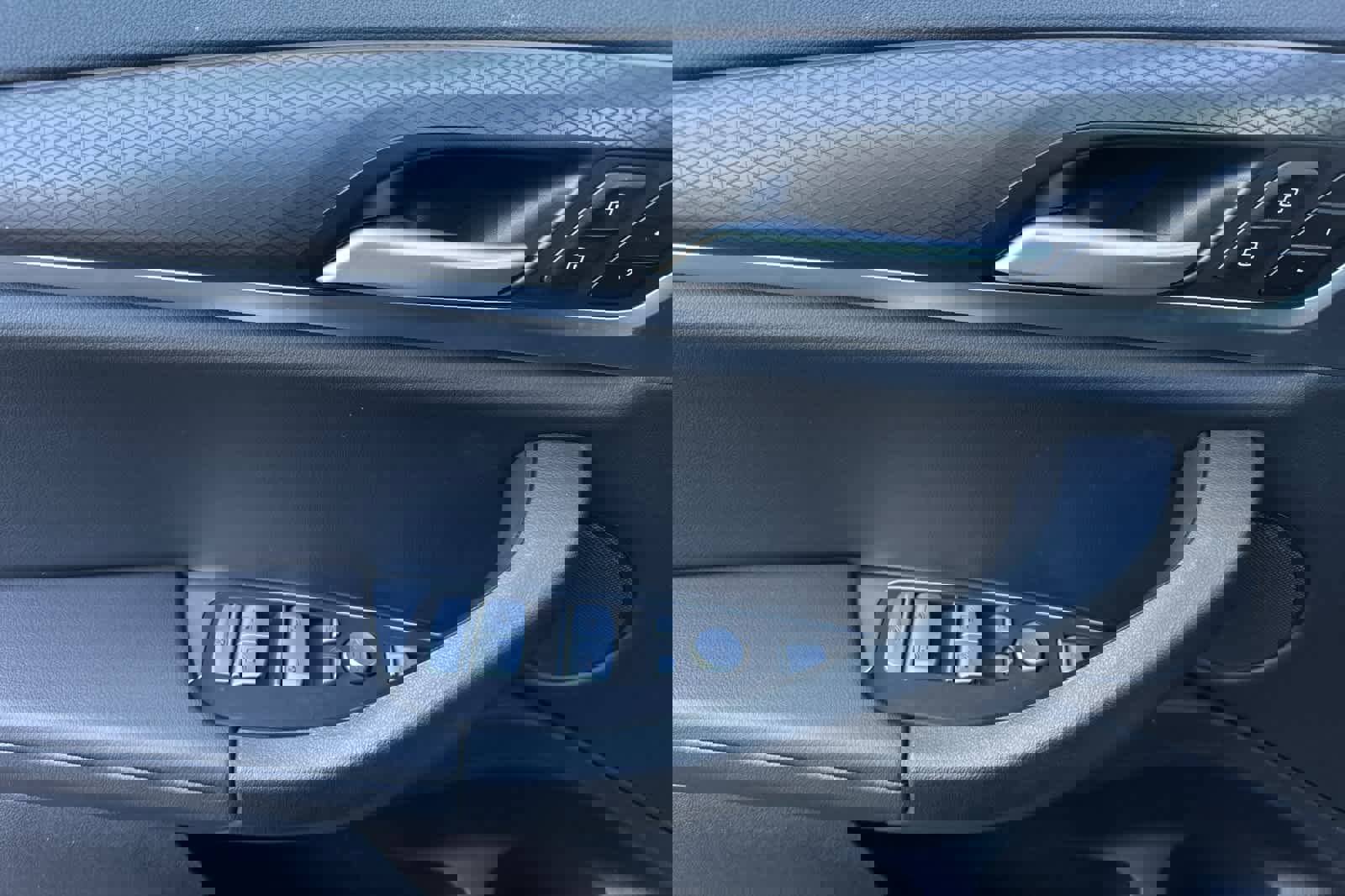 Used 2024 BMW X3 M40i image 12