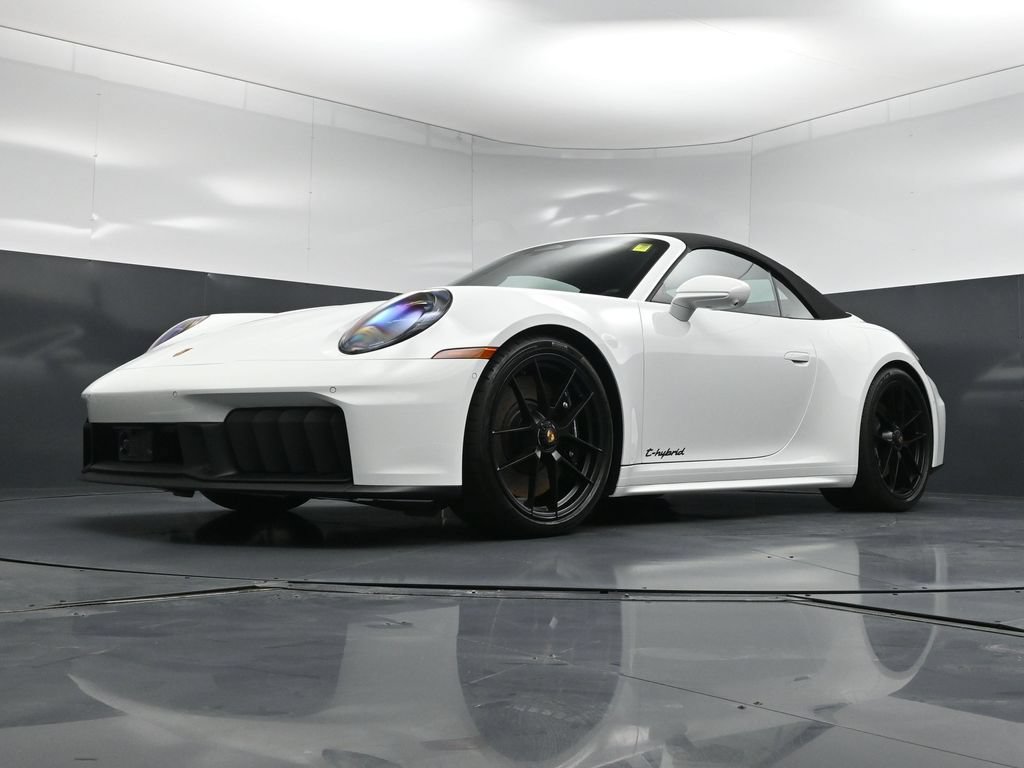 Used 2026 Porsche 911 Carrera GTS RWD image 23