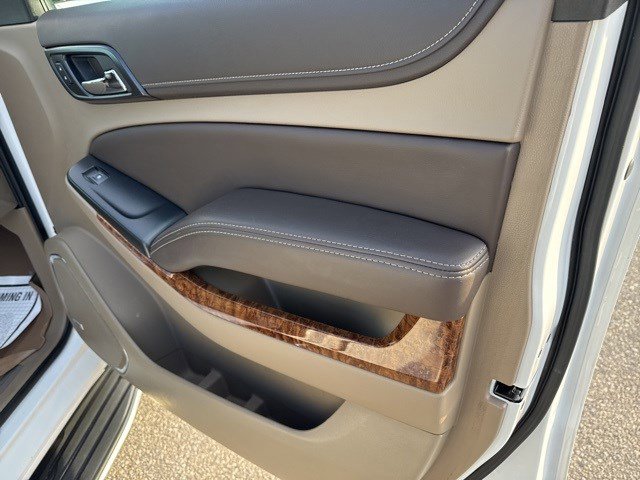 Used 2020 Chevrolet Suburban Premier image 19